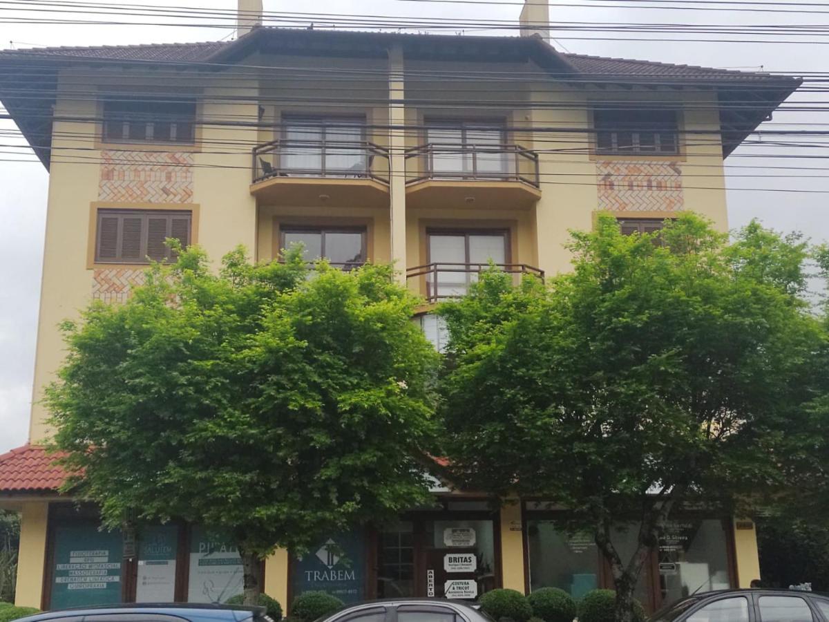 Апартаменти Apartamento Ensolarado No Centro De Грамаду Екстер'єр фото